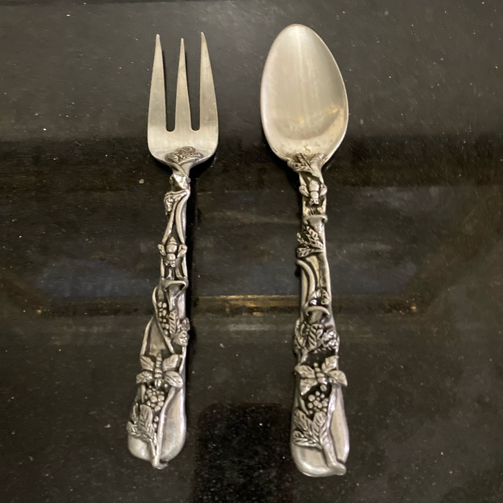 Stunning Vintage Pair of Heavy Silver Plated blackBerry